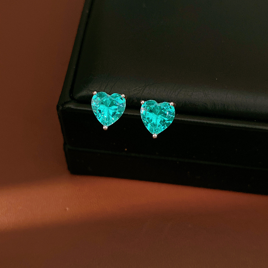 El estilo minimalista de la piedra del amor collar ligero lujo nicho cadena de clavícula personalidad temperamento de moda alta sensación conjunto de joyería