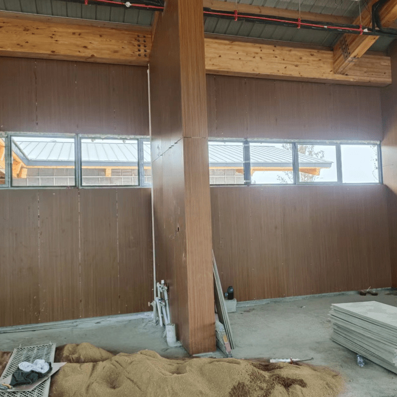 ��ǽ�����ڸ��ܶȸ�ѹ�����HPL��֬�ͻ�������ײ��������װ��