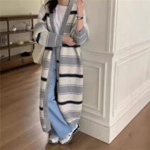 法国秋冬新款韩版撞色条纹长款针织开衫上衣女宽松显瘦慵懒风毛衣