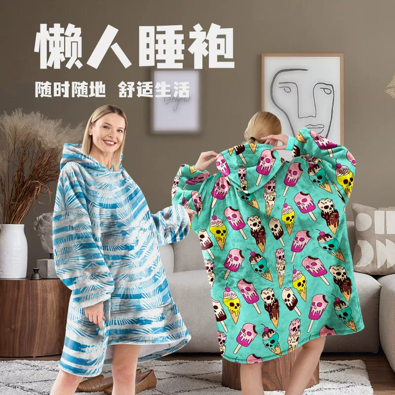 Коралловая униформа, бархатный капюшон, халат, дорожная утеплённая куртка.