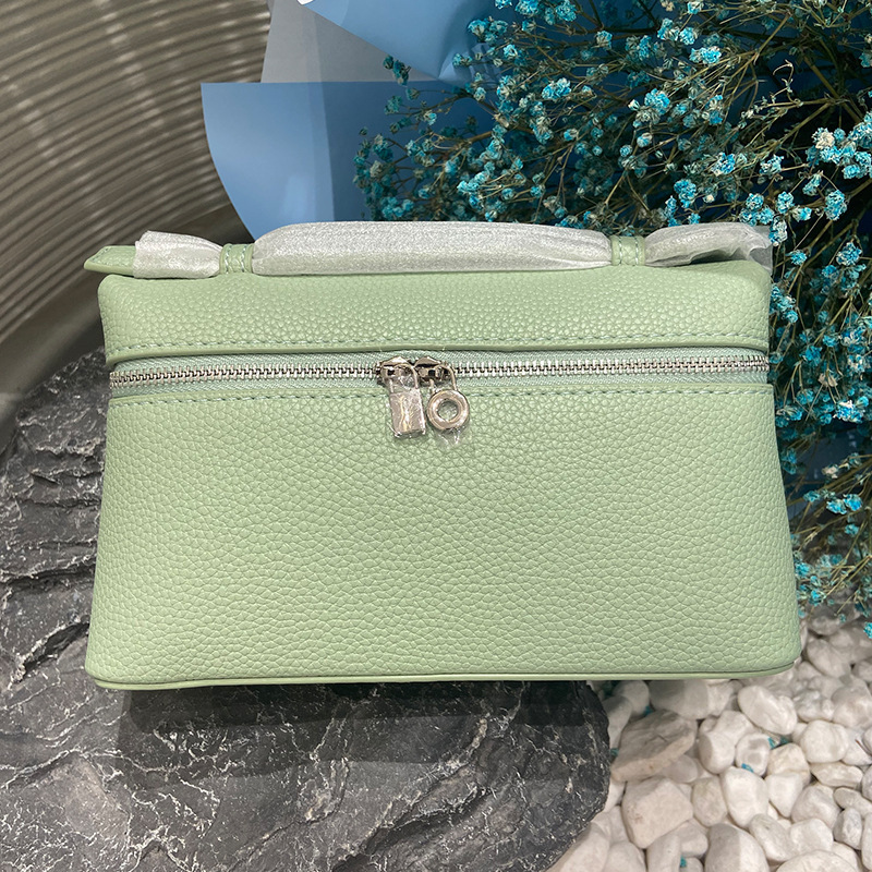 Matcha Green L19 [Silver Button]]