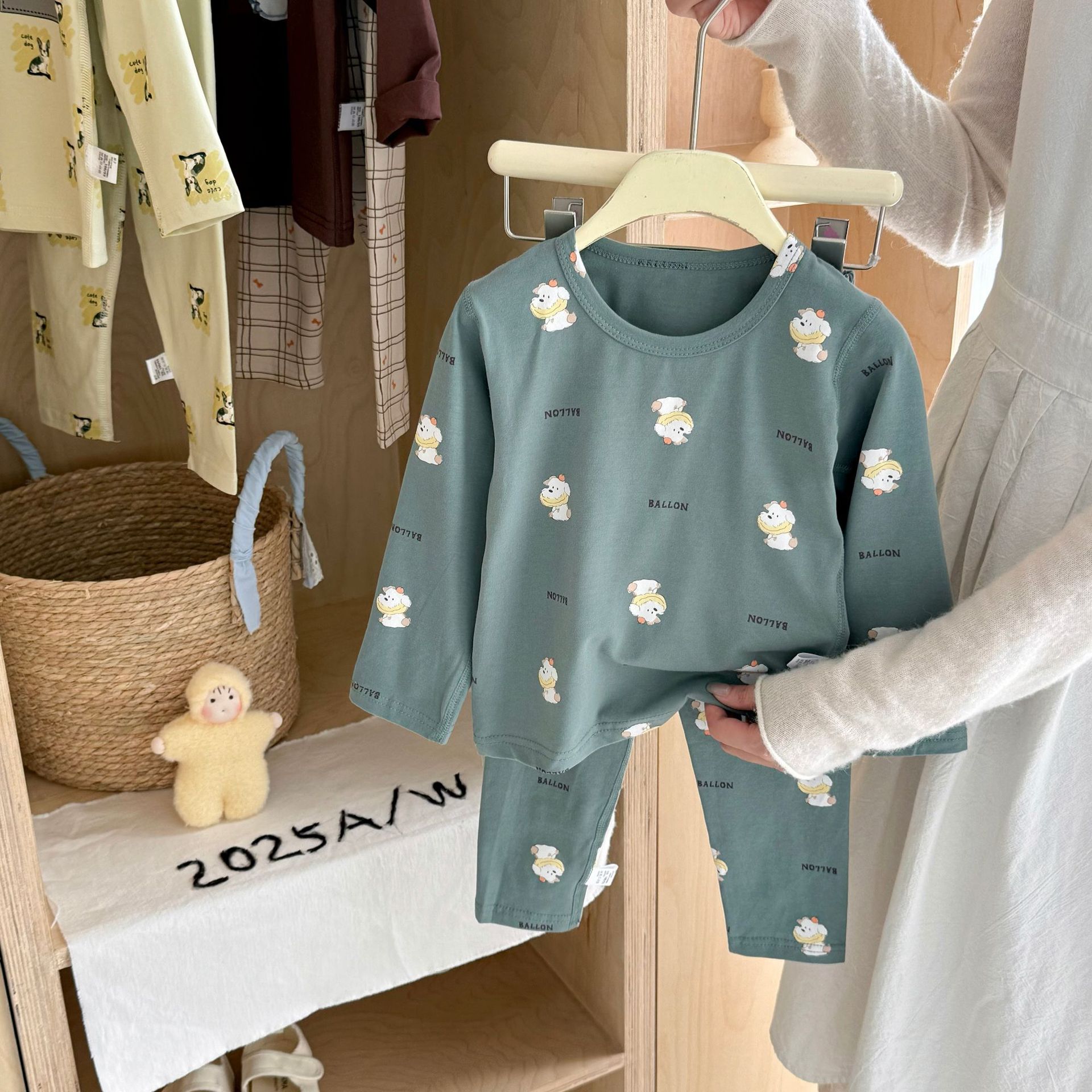 ropa interior de algodón para niños niños sin hueso juego de dibujos animados niños primavera y otoño pantalones de manga larga para hombres ropa de fondo para el hogar