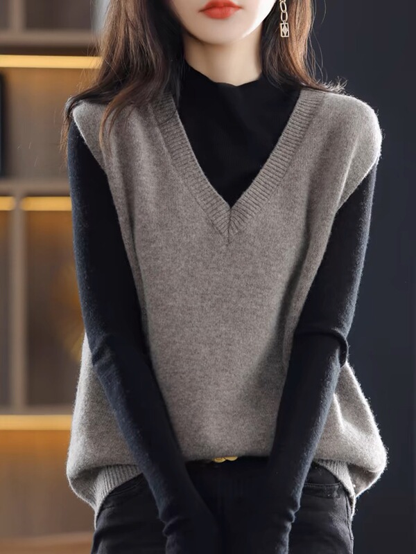 Spring and Autumn New 100 Pure Wool Vest Women's Outer Wear Base Stylish V-neck Waistle Sleeveless Sweater Vest Knitted Sweater