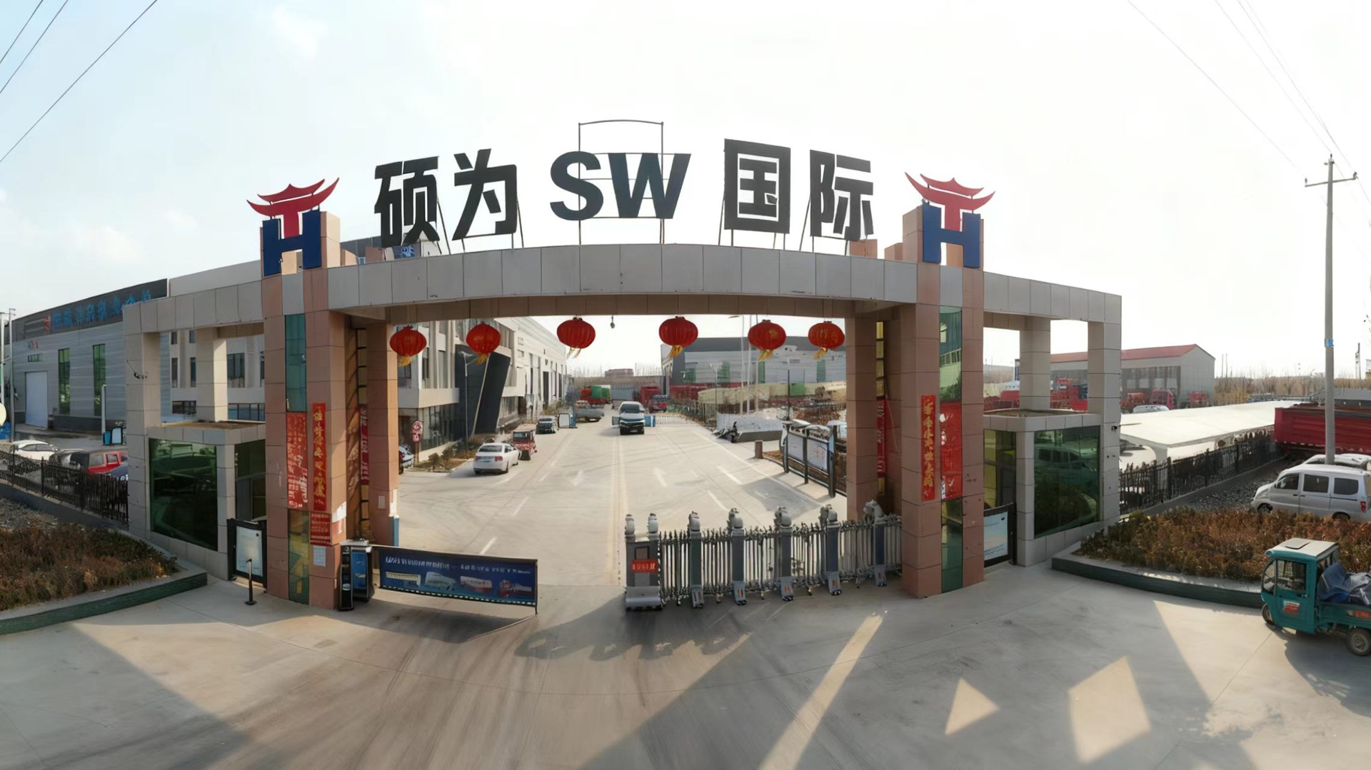 Factory direct cross-border sales of left-hand drive Sinotruk Howo TX371 6*4 dump truck for transporting soil, ore, sand, and gravel