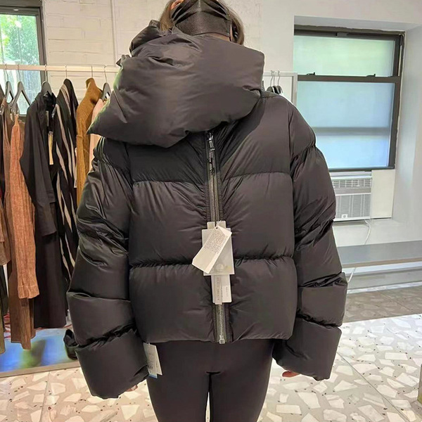 Removable scarf