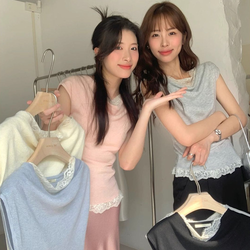 2025 Summer New Chic French Elegant Style Lace Splice Swing Collar Knit Women's One-Shoulder Top