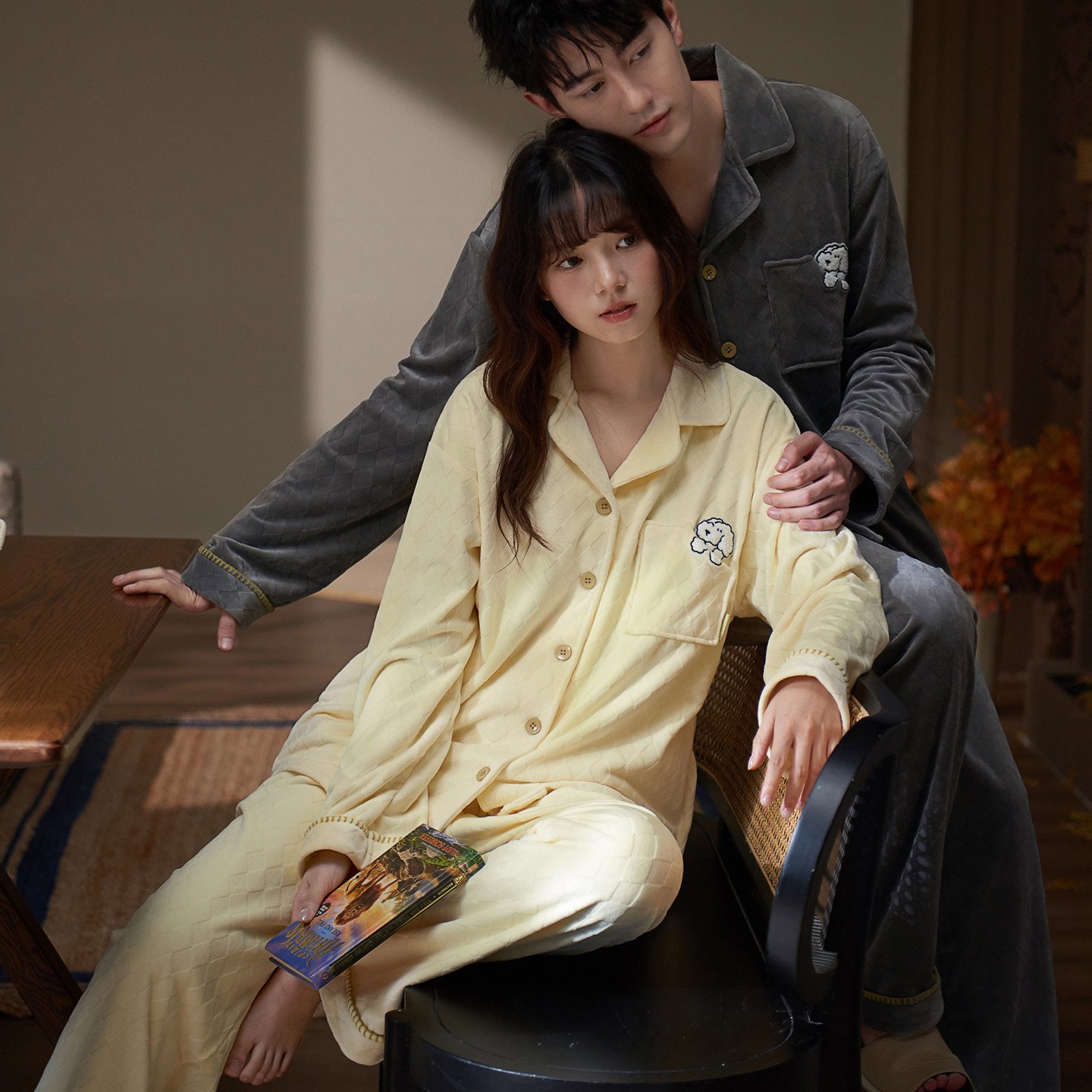 Source Manufacturer Mrs. Si Li Brand Pajamas, Island Velvet Couple Pajamas, Winter Women's Cartoon Thin Velvet Men's Loungewear