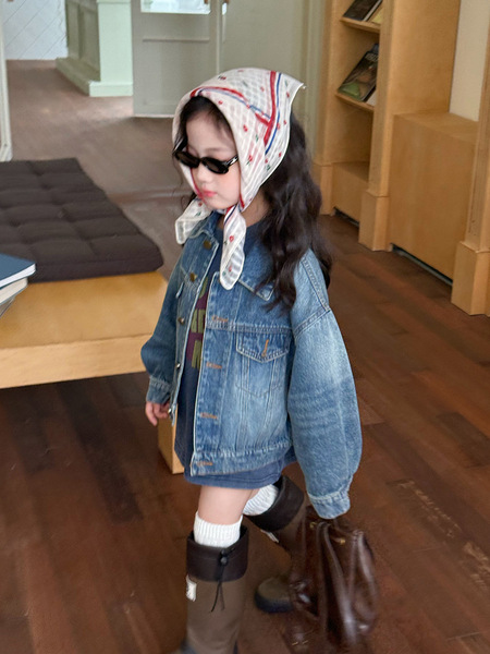 Children's retro denim autumn jacket for leisure