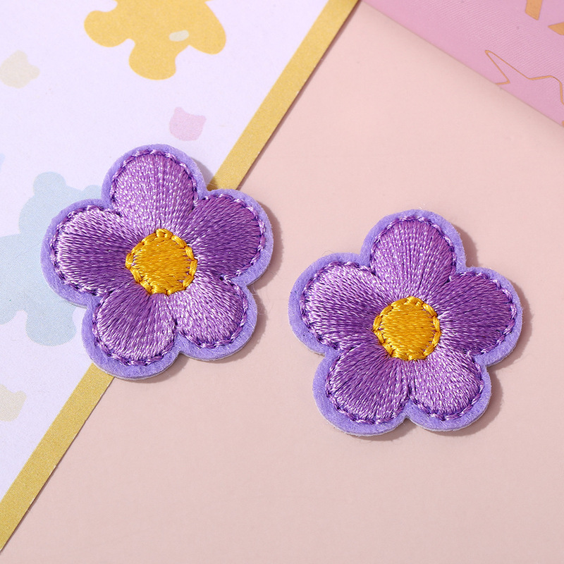 新鮮でかわいい小さな花の刺繍パッチステッカーミニカラーホットメルト接着剤刺繍ラベルバッグ靴と帽子装飾布ステッカー|undefined
