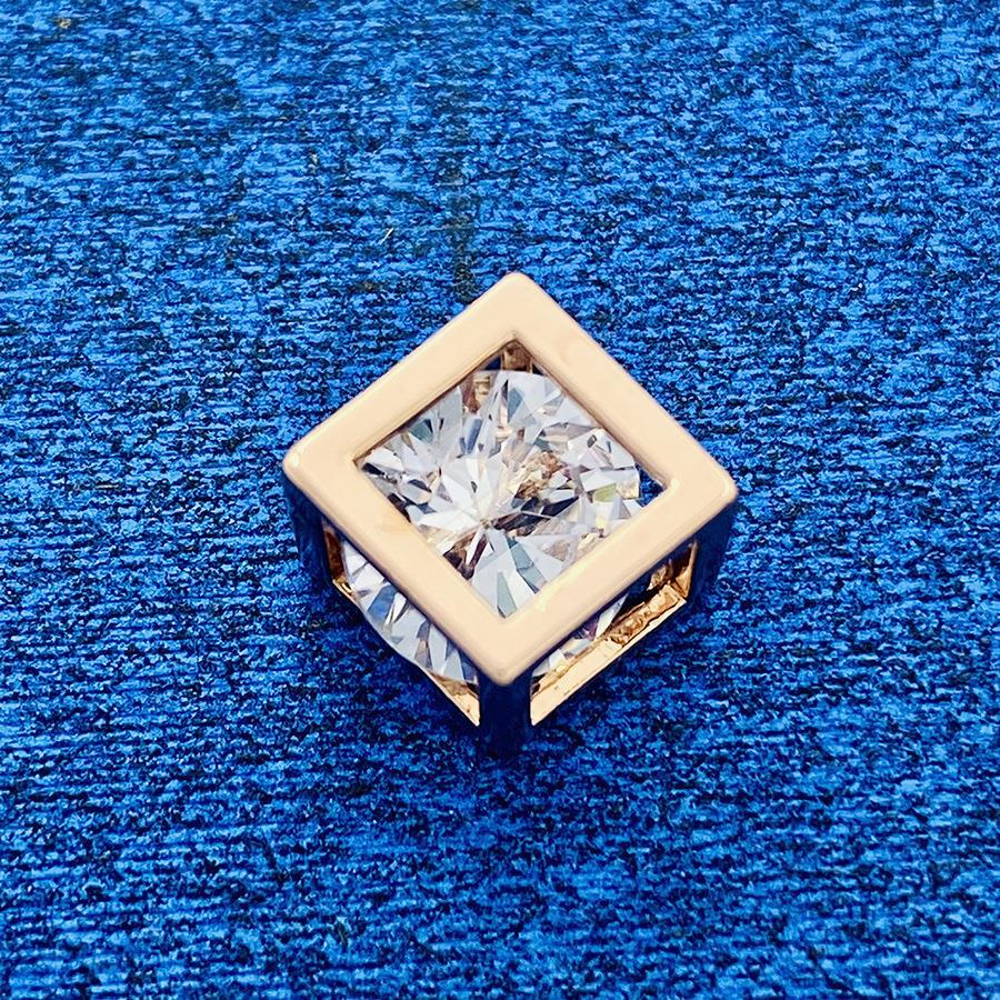 Nuevo colgante con moda clásico todo-fósforo colgante fuente joyería fábrica directa al por mayor sin cadena