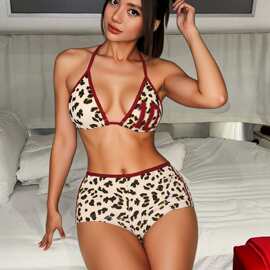 2026金亿佳新款欧美分体印花拼接挂脖高腰裤女士分体泳装批发KS07