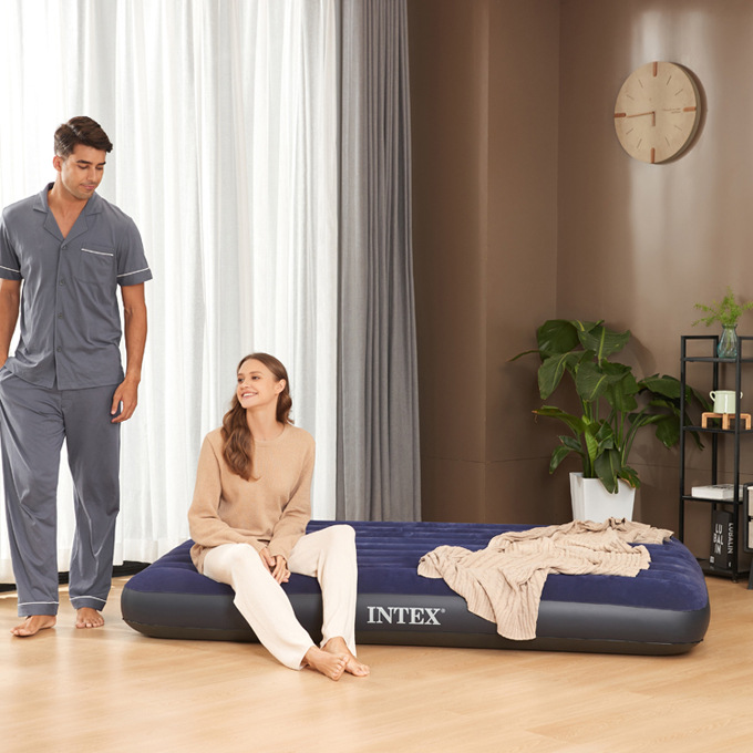 Productos originales genuinos INTEX lujo rayas flocado solo colchón inflable doble cama de aire tienda campaña estera