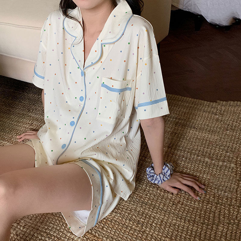 夏の新型insパジャマ女性の甘いシンプルなネット赤半袖半ズボンのゆるい薄いタイプのカジュアルな家庭服セット|undefined