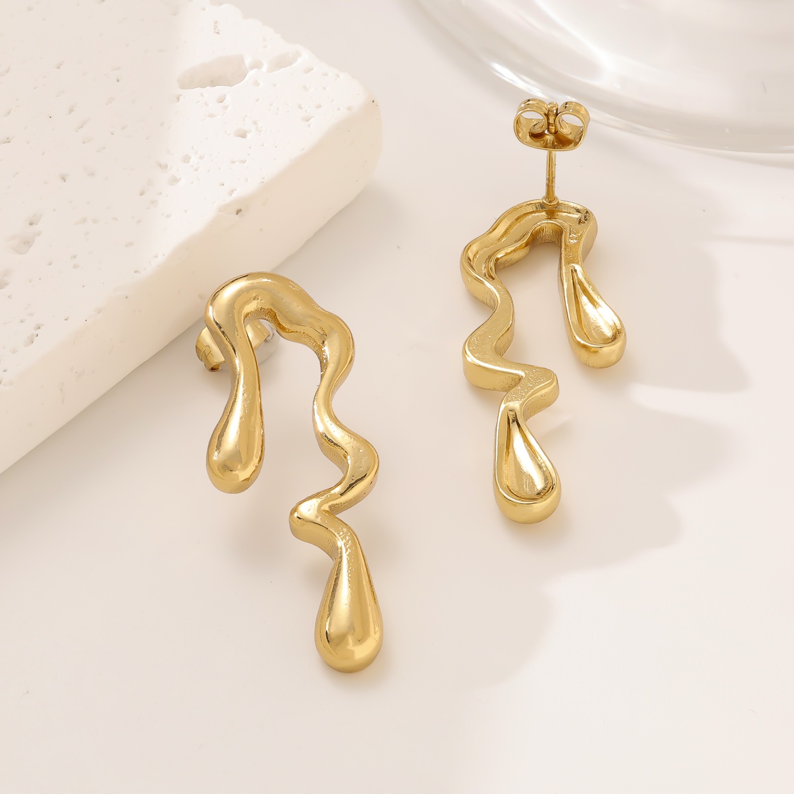 Elegante Ohrstecker Mit Musiknote Aus Edelstahl Für Damen_voghion.com