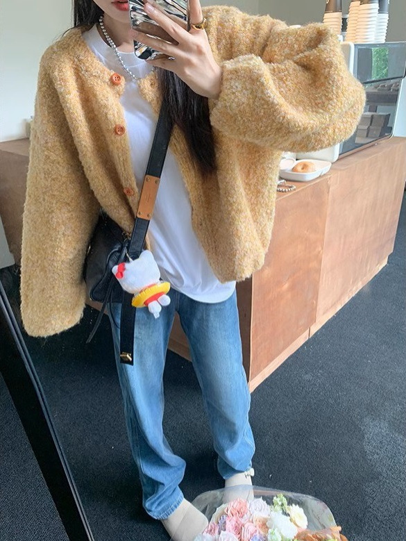セーターのカーディガンの女性のカジュアルな上着の服の冬の怠惰な風のゆったりした黄色のニットコート|undefined