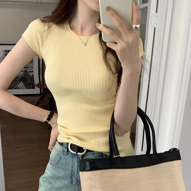 American-style gray shoulder short T-shirt for women 2024 New slim fit slimming summer short sleeve hot girl sweater top