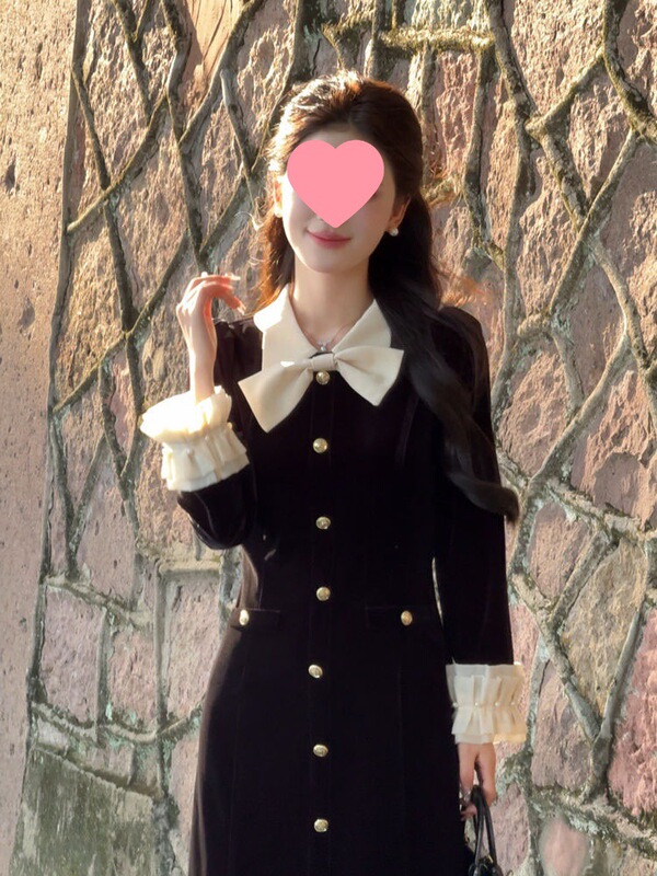 黑色丝绒连衣裙女法式气质千金感新款春秋时尚百搭款钉珠显贵裙子|undefined