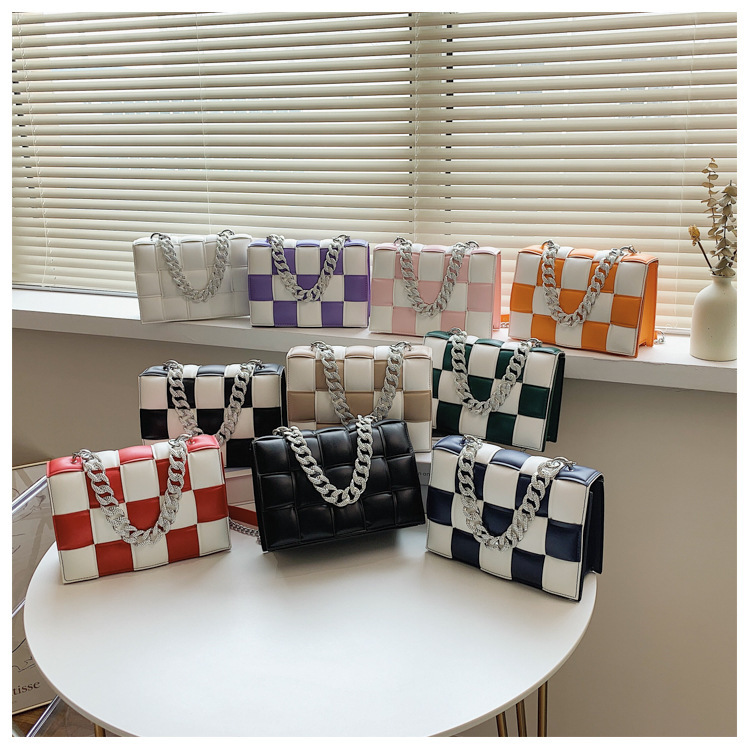 Hand-woven Small Square Bag 2021 New Fashion Hit Color Portable Female Bag display picture 1