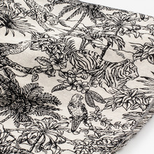 黑白丛林动物刺绣提花布料服装面料加厚箱包帽子布料