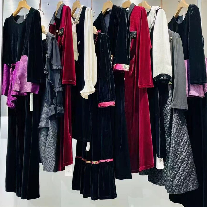 Шэньчжэнь высокого класса 2024 весеннее платье бархатное облачное пряжа элегантная дикая марка скидка из первых рук