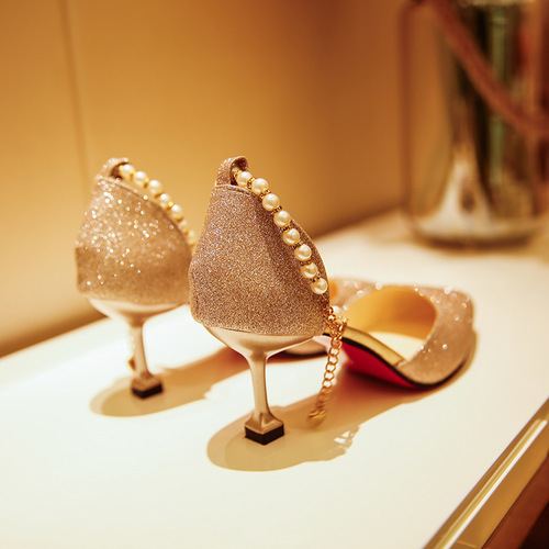 New wine glasses and single shoes 2024 summer beaded lady sandals with one-piece buckle hollow high heels pointed toe bridesmaid shoes