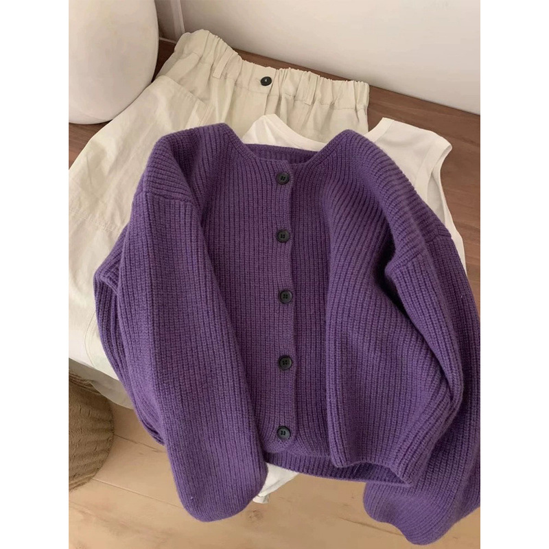 2025 nuevo suéter de punto sin cuello mujeres otoño-invierno coreano botón de una sola fila cuello bajo vestir la camisa de estilo perezoso
