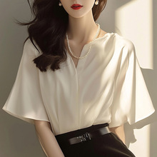 法式优雅轻奢风白色V领短袖衬衫女夏季款通勤百搭气质欧美上衣跨