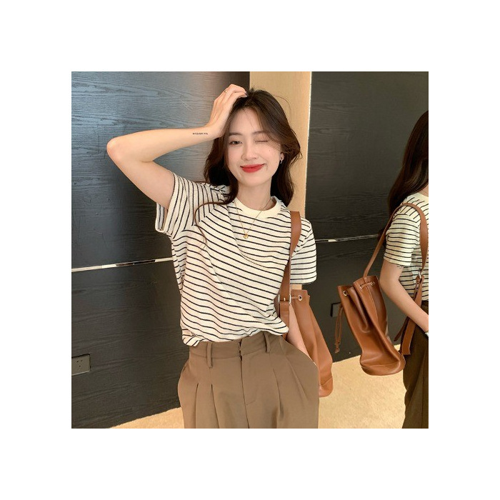 살구 줄무늬