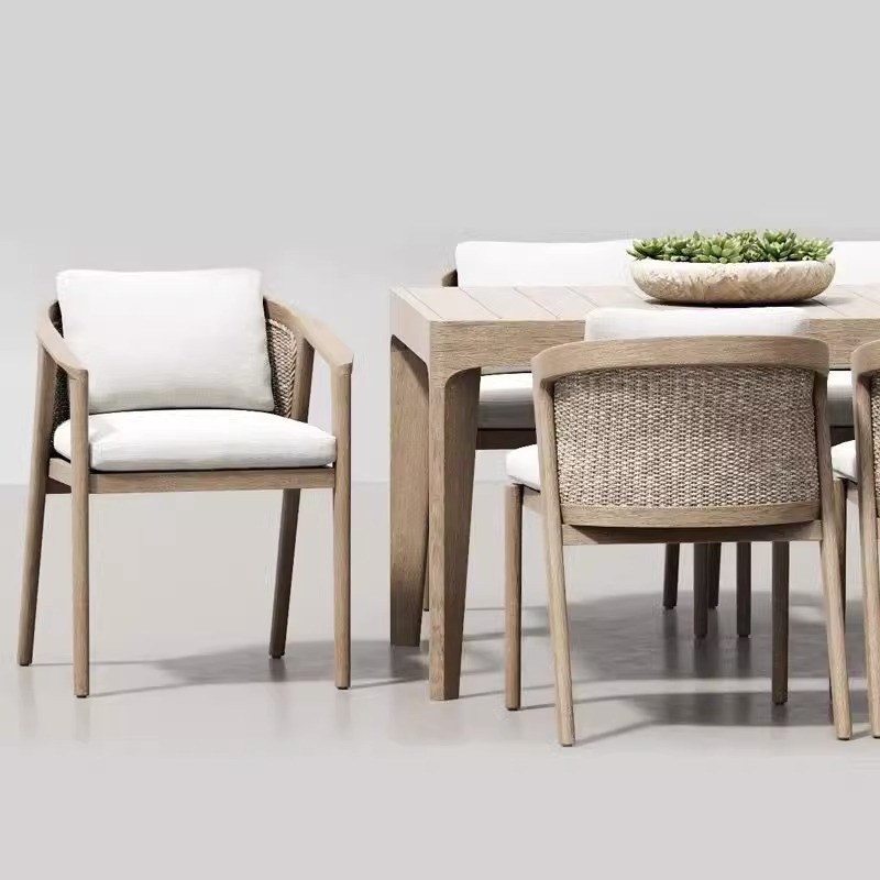 Mesas y sillas de teca de madera maciza nórdica Patio Villa Balcón Al aire libre Jardín al aire libre Hotel Silla de ratán de ocio de teca anticorrosiva