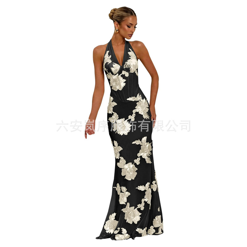 Cross-Border Foreign Trade Halter Neck Long Printed Evening Dress, High-End Slim-Fit Slimming Party Dress with a Sense of Luxury and Fashion Cross-Border Foreign Trade Halter Neck Long Printed Evening Dress, High-End Slim-Fit Slimming Party Dress with a Sense of Luxury and Fashion