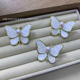 天然淡水珍珠复古女气质别针百搭简约潮感西装毛衣配饰蝴蝶胸针