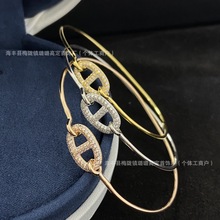 V金H家猪鼻子厚镀18k满钻女手镯玫瑰金CNC莆田外贸饰品2024新款