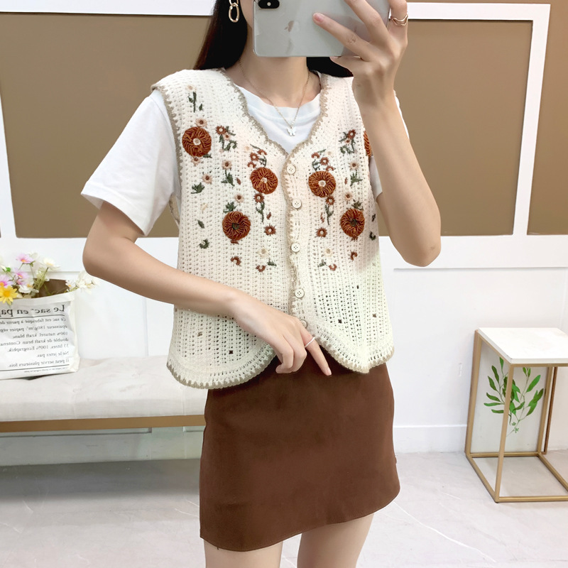Shirt outer vest stacked knitted vest spring and summer women's short embroidered hollow crocheted cardigan sweater vest