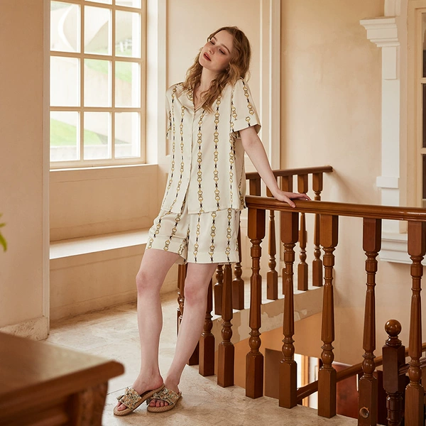 Chain, set, with short sleeve