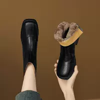 Leather ankle boots, side zipper, lambswool lining, rubber sole, sizes 34–39