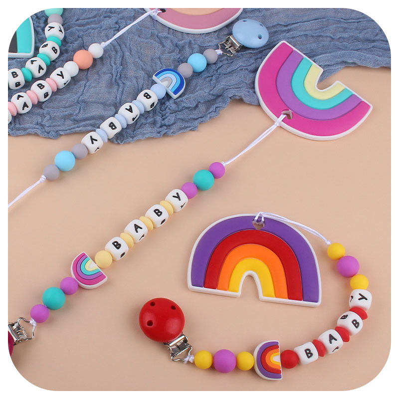 Bebé de dibujos animados colorido rojo de silicona teether stick teether nuevo nombre del bebé chupete cadena traje teether