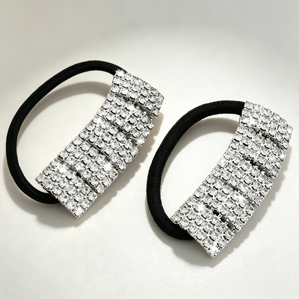 Anillo de pelo de diamantes de imitación Nuevo estilo Accesorios para el cabello accesorios para la cabeza cuerda de pelo de estilo coreano cuerda de cabeza elástica alta anillo de cabeza de diamante plateado image 3