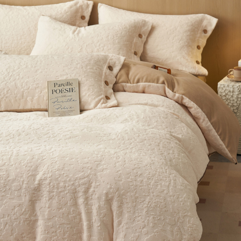A clase doble cara engrosada cama de lana de leche de cuatro piezas de ropa de cama de invierno sábanas de lana de coral
