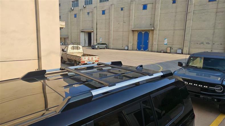 Suitable for Toyota Prado 24-25 models, original factory-style roof rack for Prado LC250, no drilling required
