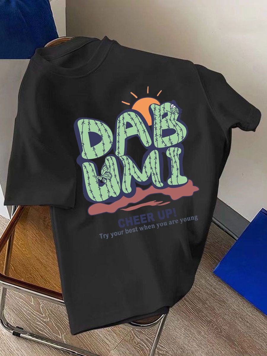 Camiseta estampada de seda de hielo Estilo coreano Estilo occidental Camiseta adelgazante Camiseta de manga corta Hombres y mujeres mismo estilo pareja desgaste todo partido moda casual