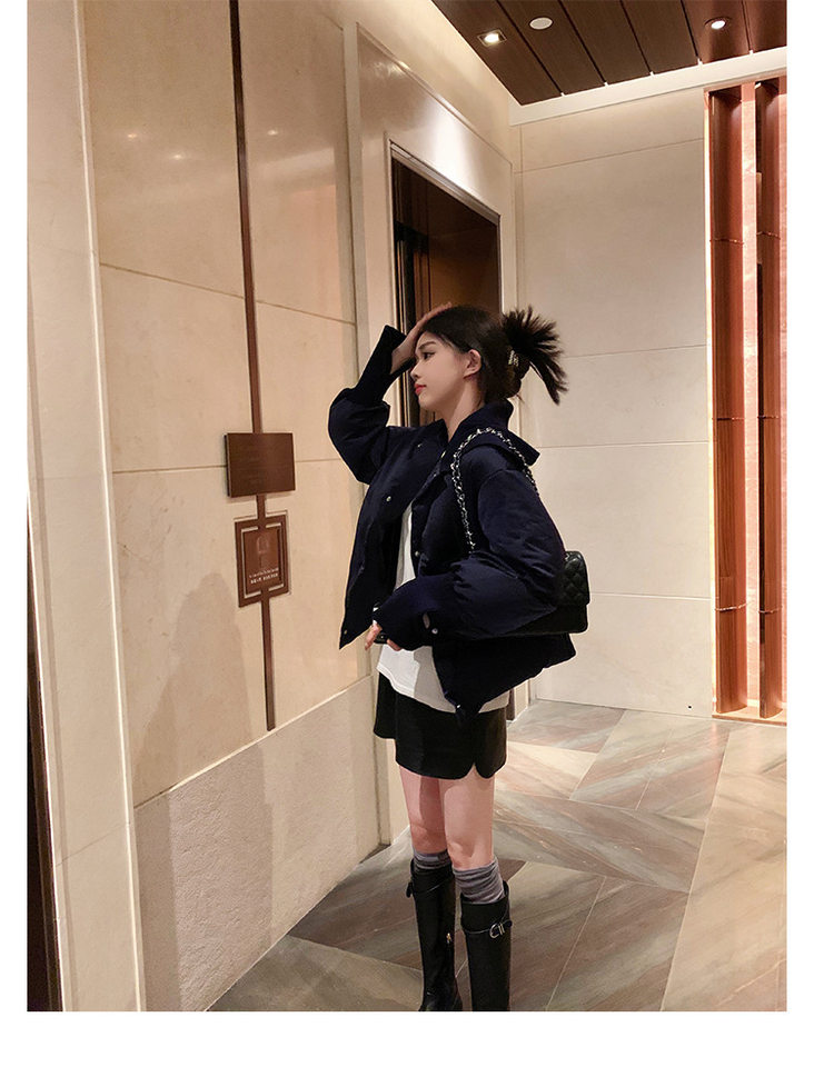 Bốt cao cổ nữ da cừu đế dày khóa vàng xếp ly, gót vừa 3–5 cm — Da màu nâu mở rộng, Da đen mở rộng, Hàng sẵn có màu đen (nhung), Lớp lót nhung màu nâu mở rộng chi tiết 49