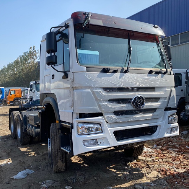 Export to Mongolia 380 Horsepower Weichai Engine Howo Tractor Truck Cif Price Large Size