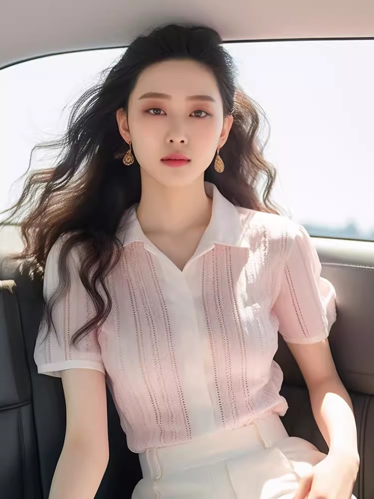 Áo polo nữ kiểu Chanel phong cách Pháp thanh lịch — màu hồng