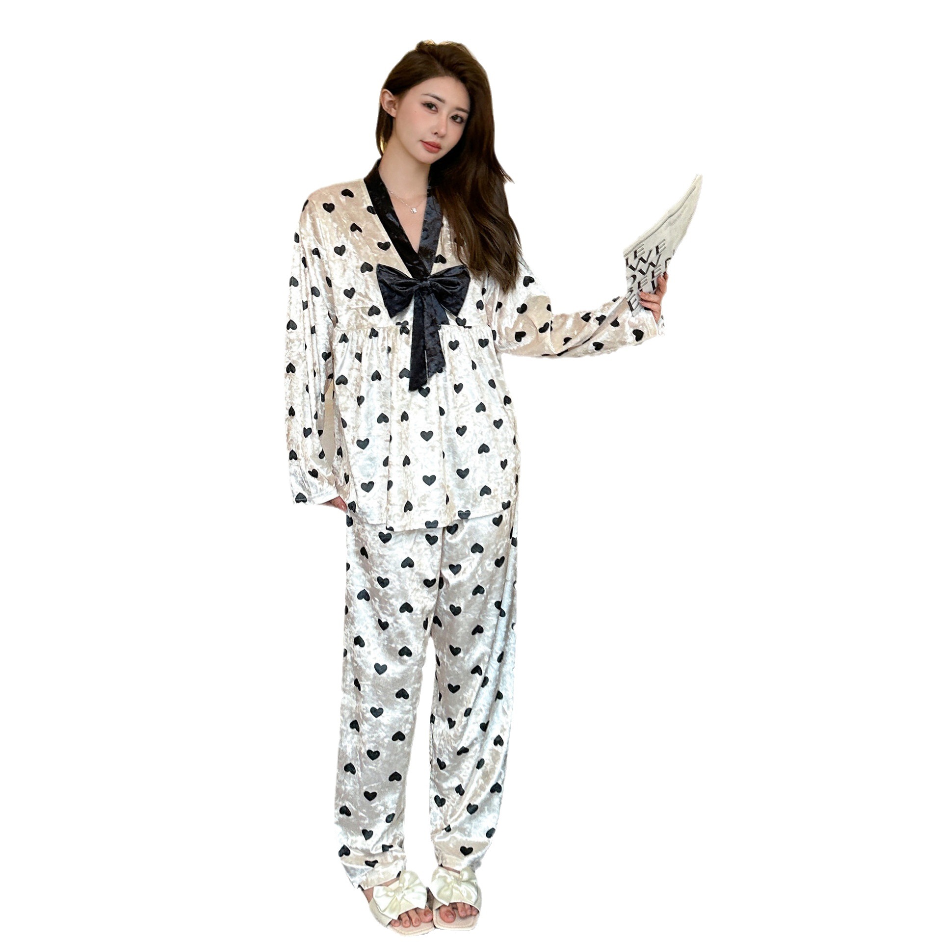 2023 nuevo estilo Chanel pijamas de las mujeres oro diamante arco otoño y el invierno manga larga luz lujo dulce desgaste casero traje