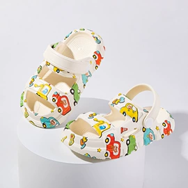 童拖鞋;童棉鞋;连体雨衣/披