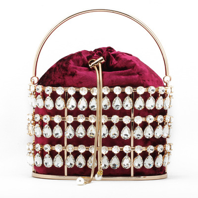 跨境女包2020新款水晶晚宴包欧美金属镂空笼子水桶手提钻石宴会包