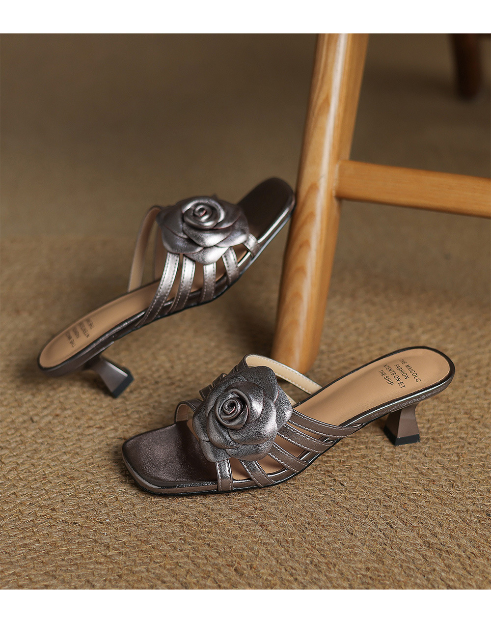 Sandal nữ hở mũi quai chữ nhất gót 5 cm hoa sơn trà thanh lịch — Màu súng chi tiết 16