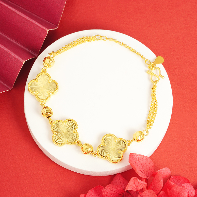 Vietnam Shajin Simple Butterfly Light Luxury Style Pulsera Sense Advanced Lady Temperamento durante mucho tiempo Joyas que no se desvanece Fuente de Yiwu