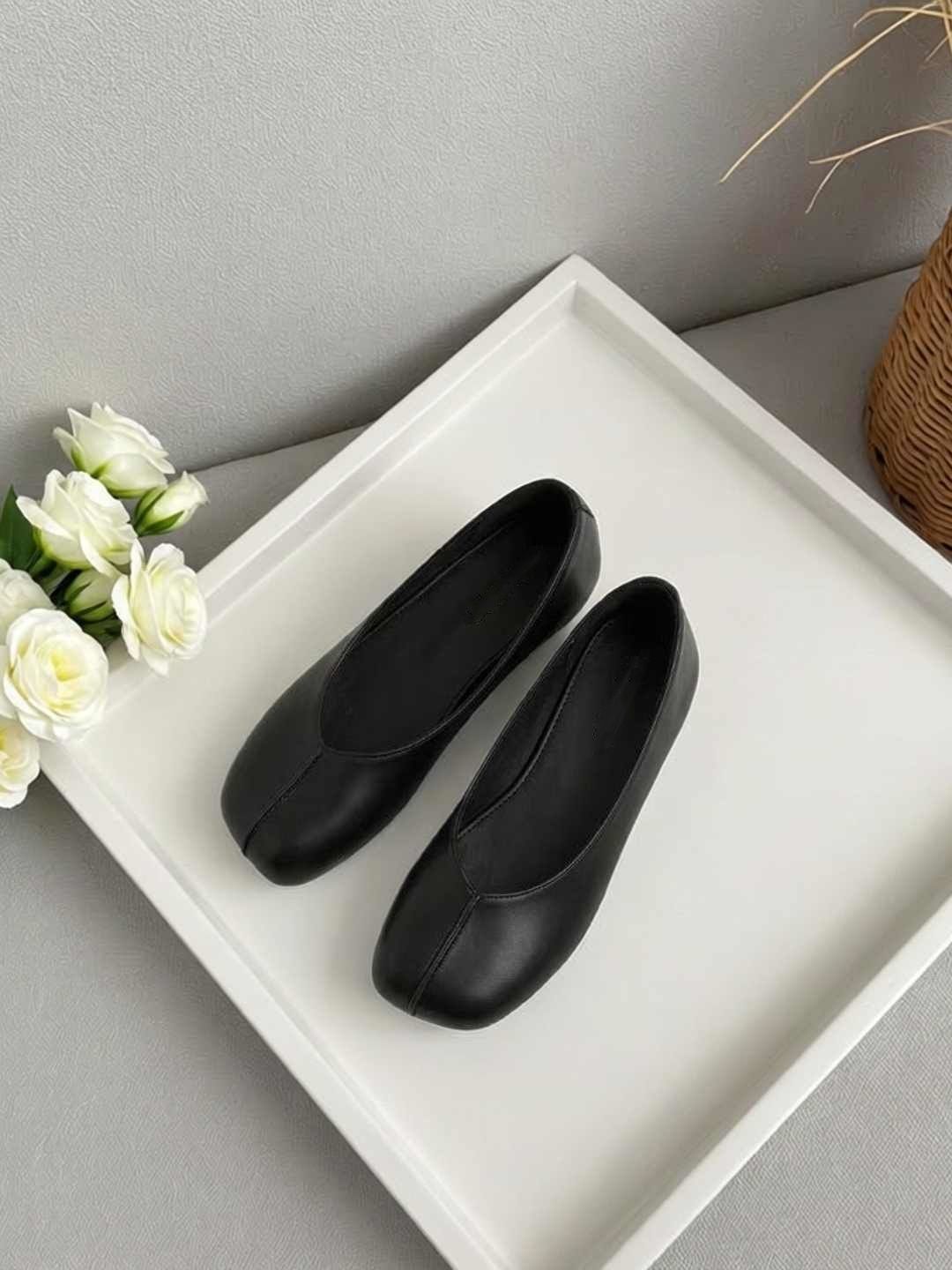 Zapatos de mujer de verano 2026 nuevos temperamento versátil cuadrados cómodos zapatos de moda zapatos de boca superficial