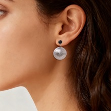 跨境新款高级感不规则耳钉气质精致法式轻奢风耳饰厂家百款批发